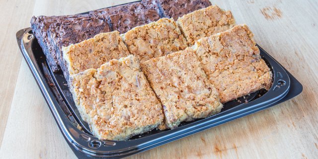 Brownie & Blondie Platter