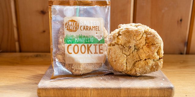 Salted Caramel Manifesto Cookie