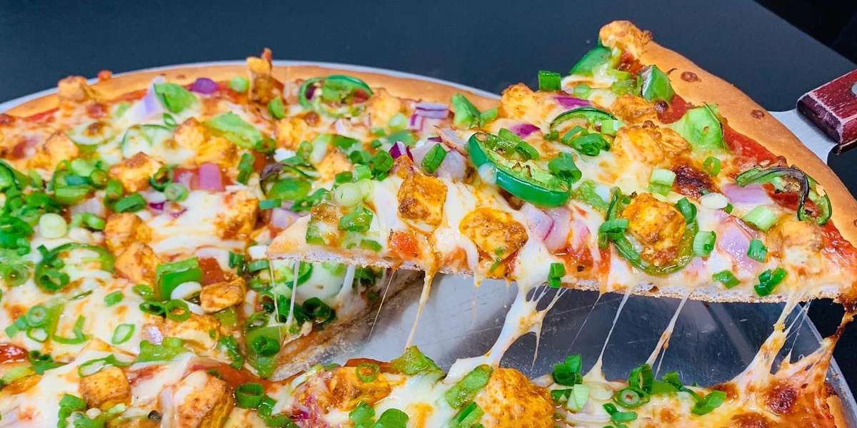 Bombay Curry Pizza