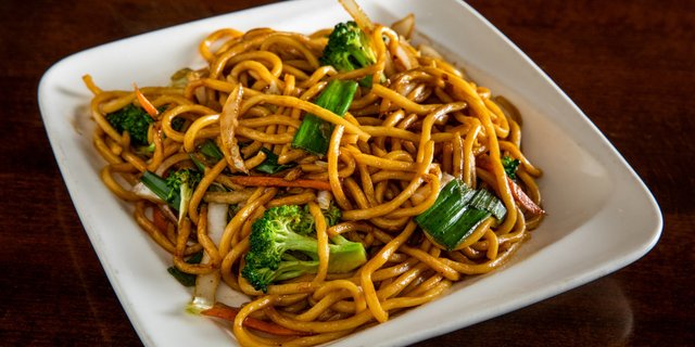 Lo Mein