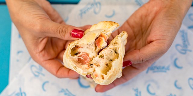 Margherita Empanada