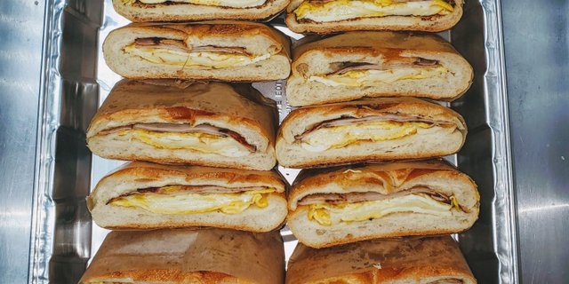 Usual Breakfast Sandwiches