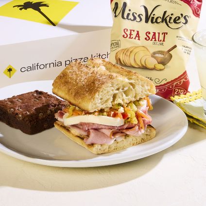 Classic Sandwich Boxed Lunch.