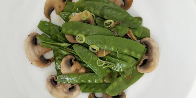 Snow Peas & Mushrooms