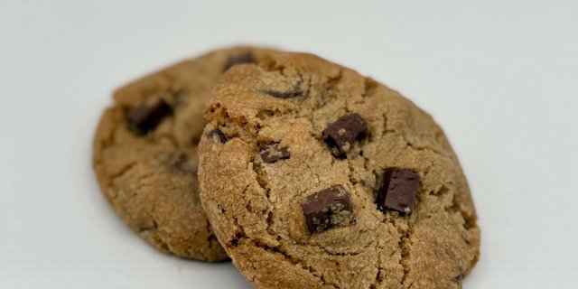 Mini Brown Butter Chocolate Chunk Cookies