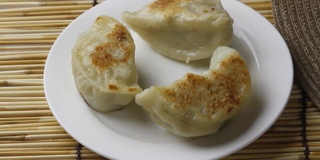 Pan-Fried Pot Stickers