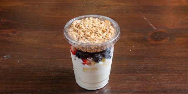 Yogurt Parfait Cup