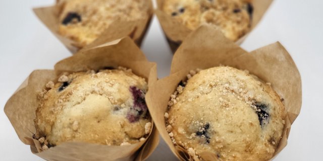 Gluten-Free Blueberry Muffins (6)