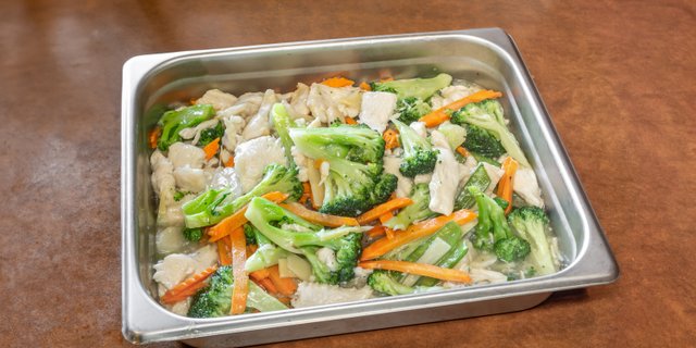 Chicken w/ Broccoli