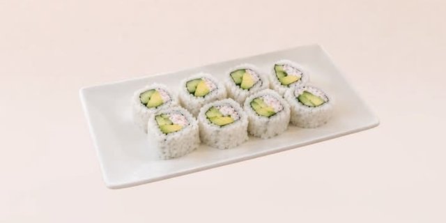 California Roll (8 Pcs)