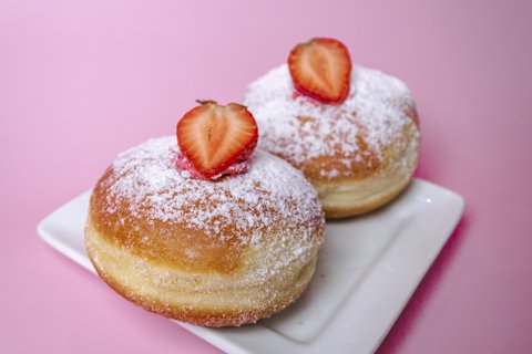 Freshly Baked Strawberry Bomboloni