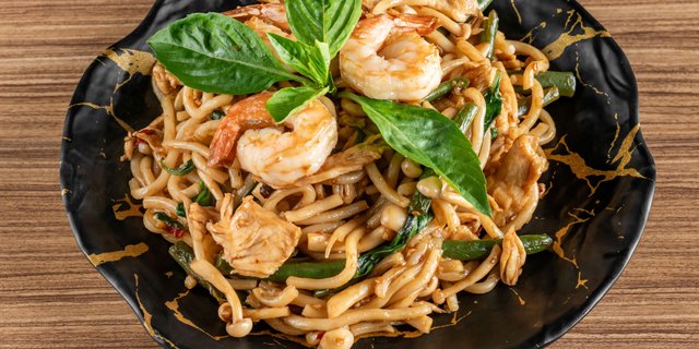 Spicy Garlic Udon