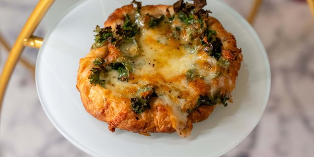 Broccoli & Cheddar Quiches