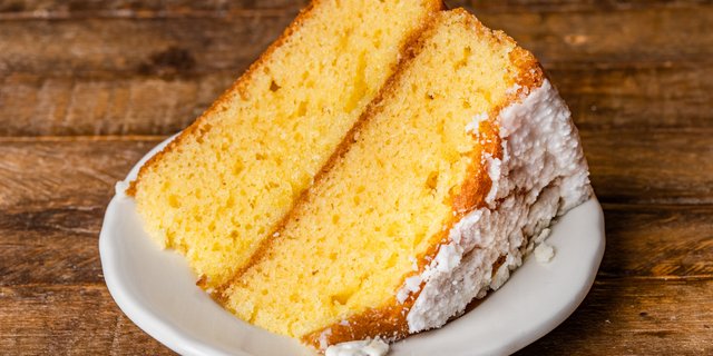 Lemon Supreme Cake