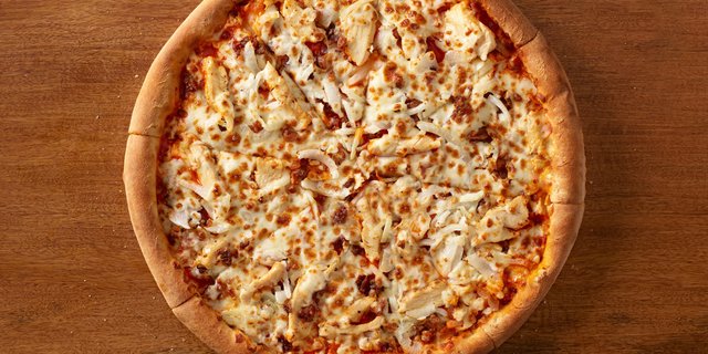 Original Fiery Buffalo Chicken Pizza