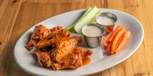 Classic Chicken Wings