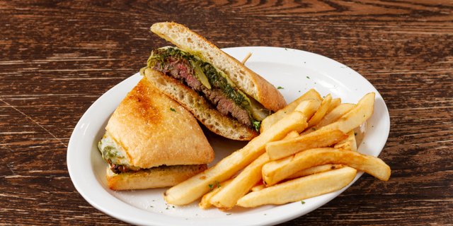Argentinean Steak Sandwich