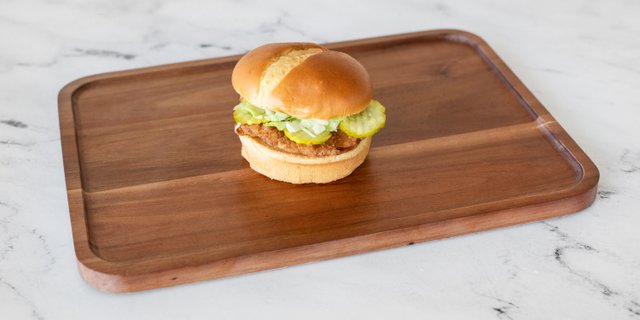 Crispy Chicken Sandwich Platter