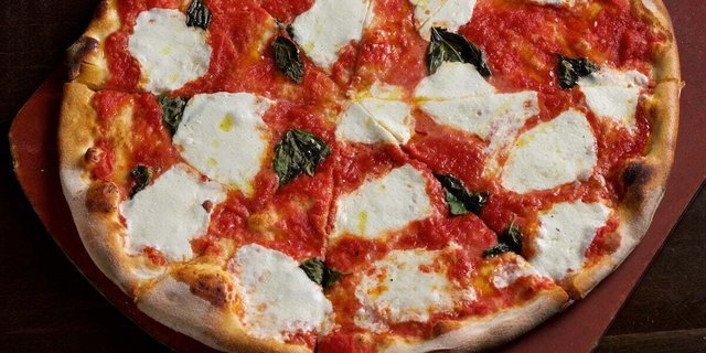 14" Holy Grail Margherita Pizza