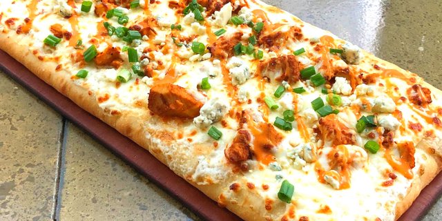 Individual Tuscan Buffalo Chicken Pizza