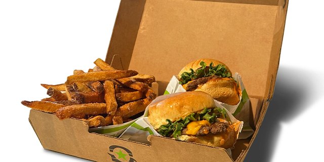 Cheeseburger Sliders Boxed Lunch