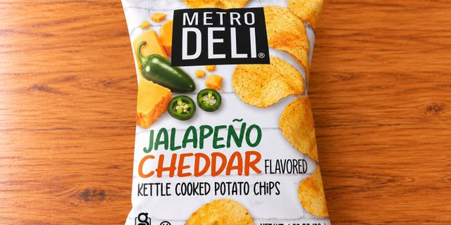 Metro Deli Jalapeño Cheddar Chips