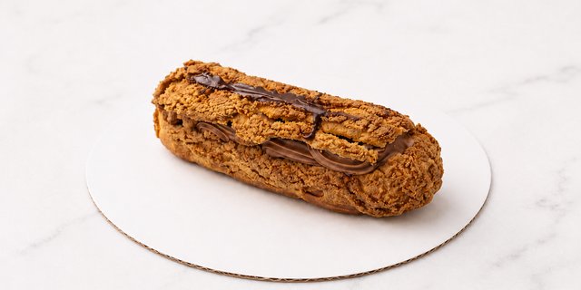 Chocolate Eclair