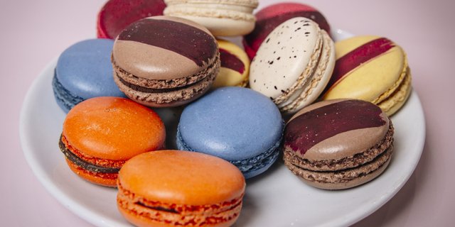 French Assorted Pack Macaron Tray