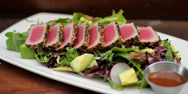 Seared Ahi Tuna Salad