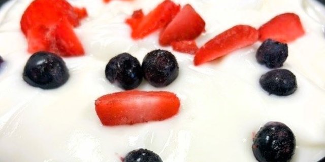 Yogurt Trifle