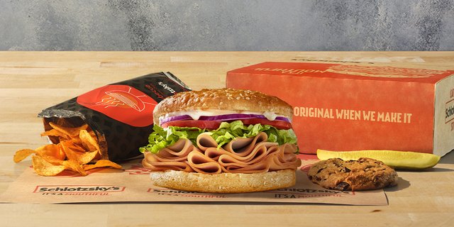 Small Smoked Turkey Breast Oven-Baked Lunch Box