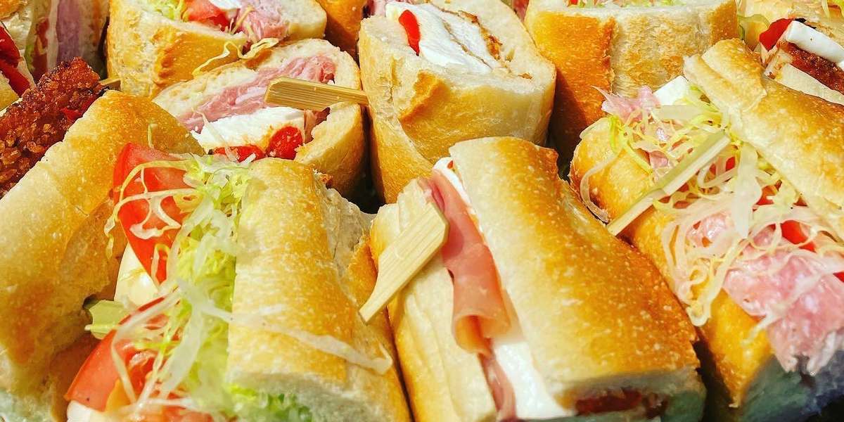 Giovannis Italian Deli