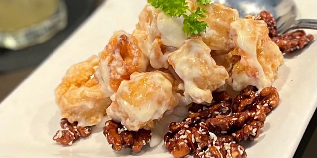 Honey Walnut Prawns