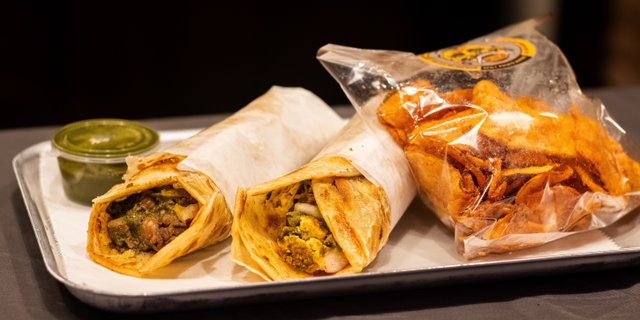Vegetarian 2-Roll Meal