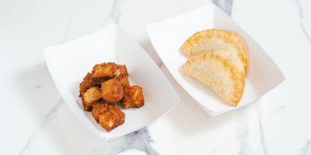 Empanada & Tofu Bites Tray