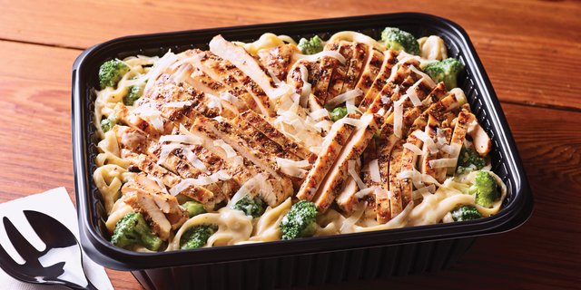 Classic Broccoli Chicken Alfredo
