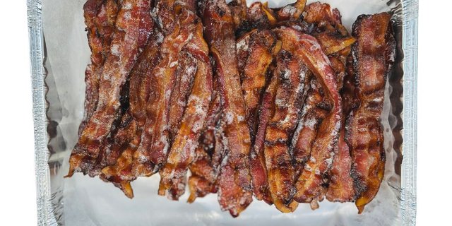 Applewood-Smoked Bacon Tray