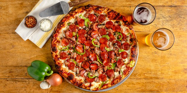 Windy City Works Chicago Thin Crust Pizza