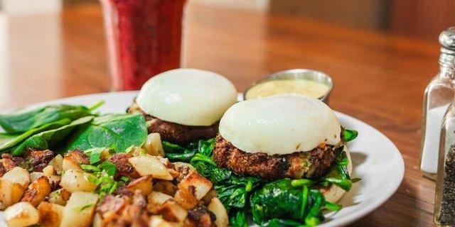 Crab Cake Florentine