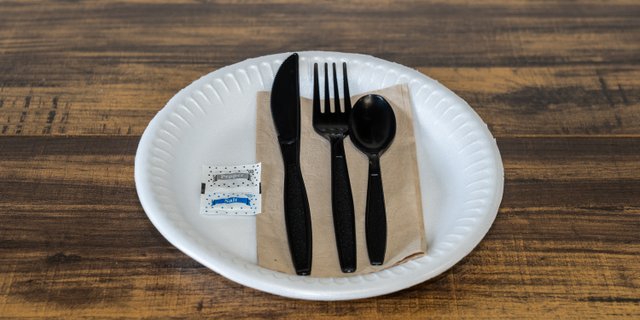 10-Pc Utensils & Paper Set Up