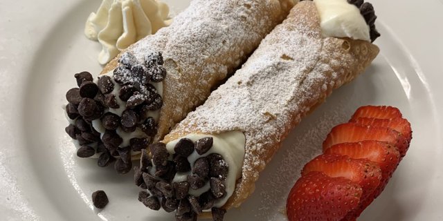 Cannoli