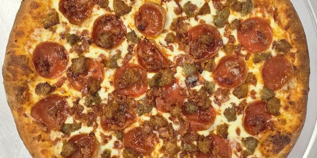 Small 10" Meat Meat Pizza