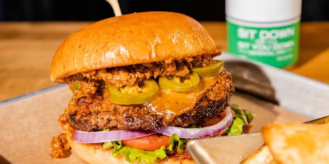 Chili Cheese Burger