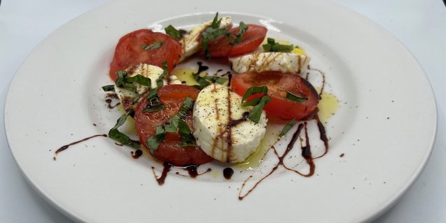 Mozzarella Caprese
