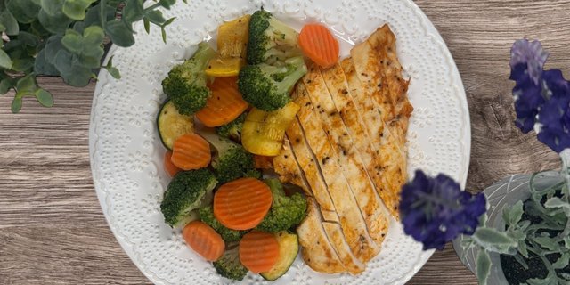 Grilled Chicken & Roasted Veggies