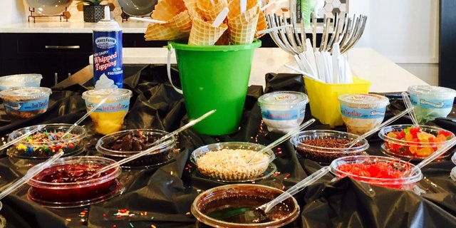 41-50 Guest Ice Cream Social Package