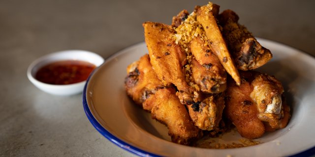 Peak Gai Tod (Chicken Wings)