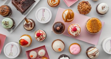 B Cupcakes