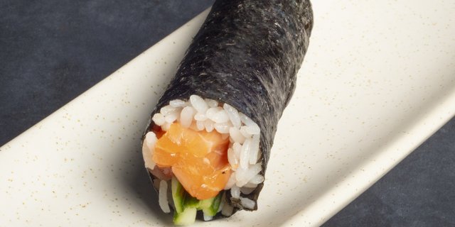Spicy Salmon Hand Roll