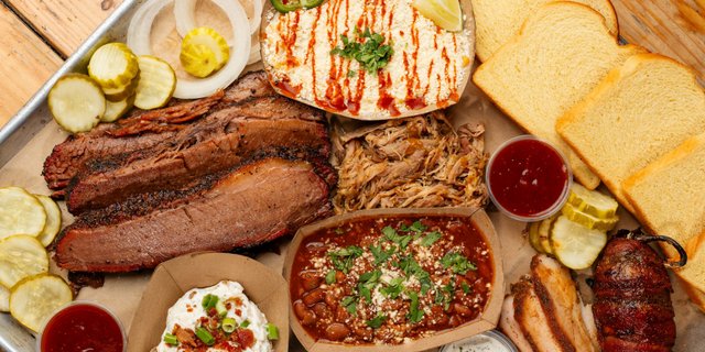 2 Meat Plate & 3 Sides
